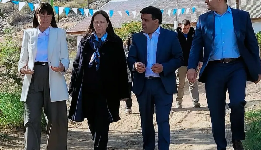 Corroza anunció la construcción de un destacamento en Sauzal Bonito